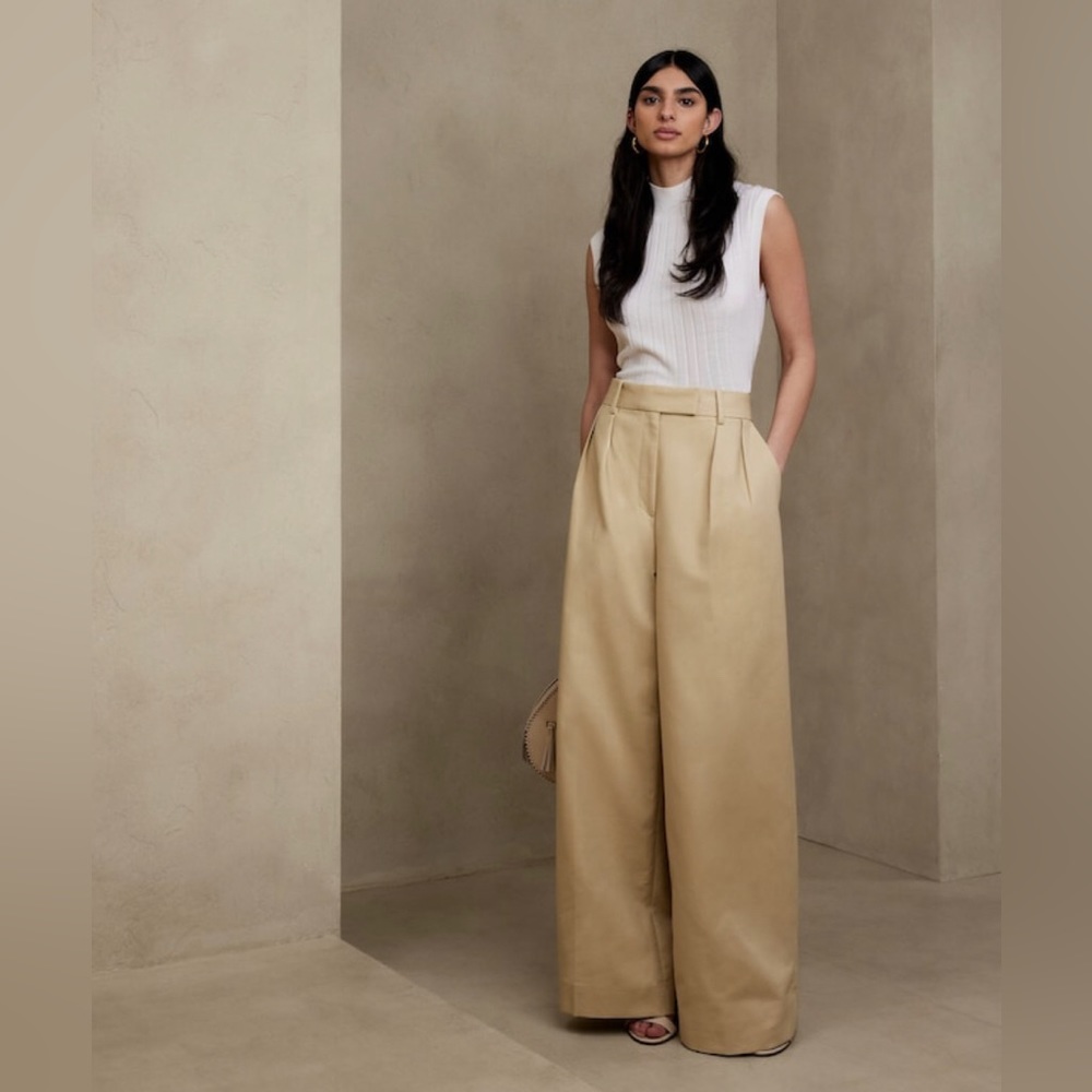 STILL AVAILABLE NWT! Banana Republic Maverick Tan Cruise Wide Leg Pants - Picture 1 of 9